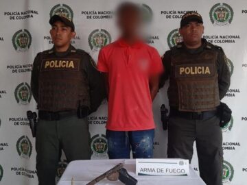 ¡Ay miren el 'Chocorramito' que destaparon! Vecinos de Villanueva entregan a hombre armado por segunda vez