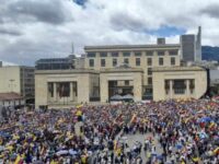 Señor presidente, el país le está hablando