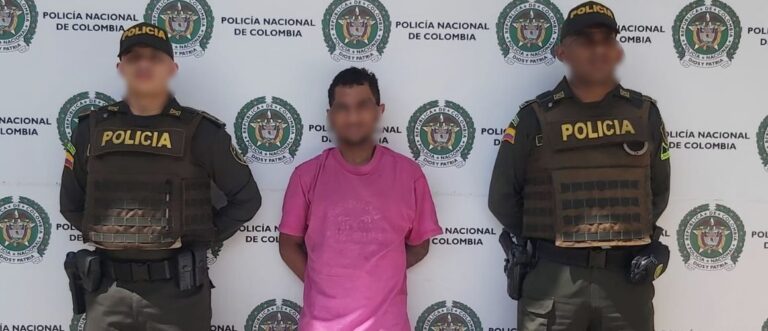 Hombre es capturado por agredir a su madre por llamarle la atención por consumo de marihuana