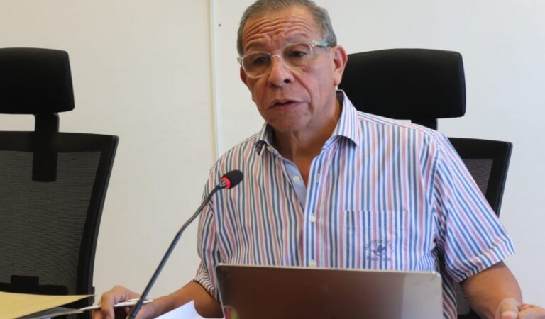 Aumento de Suicidios Preocupa en Cartagena, Cesar Pión Propone Estrategias