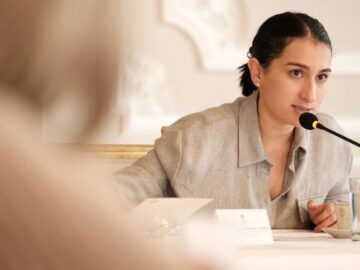 LAURA SARABIA 768x432 1