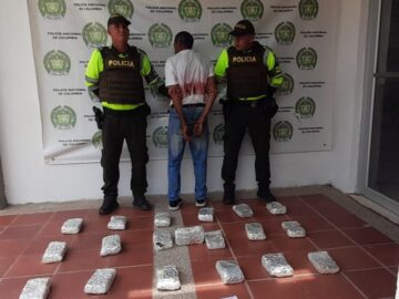 narcomaleta 774x800 1