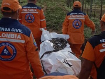 Screenshot 2023 10 06 10 44 14 781 com.whatsapp.w4b edit 431x800 1