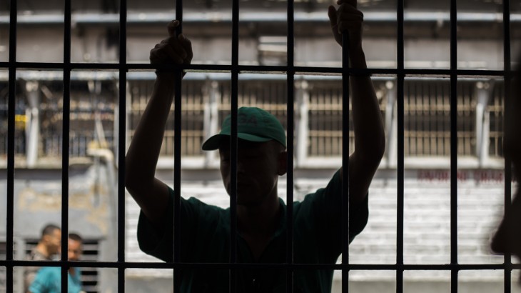“38 Años de Cárcel por Abusar de Hija en Pasacaballos: Sentencia Contundente”