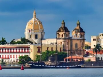 Cartagena recibe cinco cruceros simultáneos Impacto económico millonario