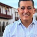 "Alcalde electo de Cartagena, Dumek Turbay, anuncia fin del 'Día sin Moto' y compromiso con demolición de Aquarela"