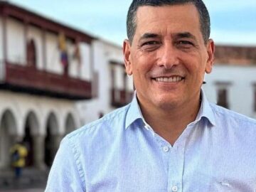 "Alcalde electo de Cartagena, Dumek Turbay, anuncia fin del 'Día sin Moto' y compromiso con demolición de Aquarela"