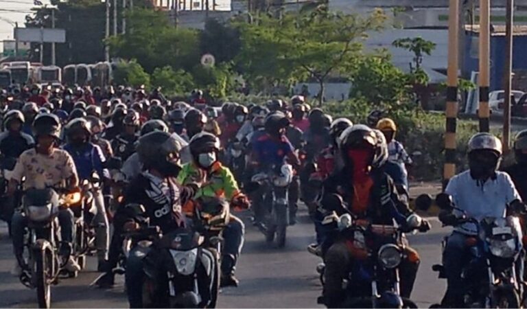 Mototaxistas de Cartagena Aumentan Tarifas a $4,000 ante Costo de Vida Elevado