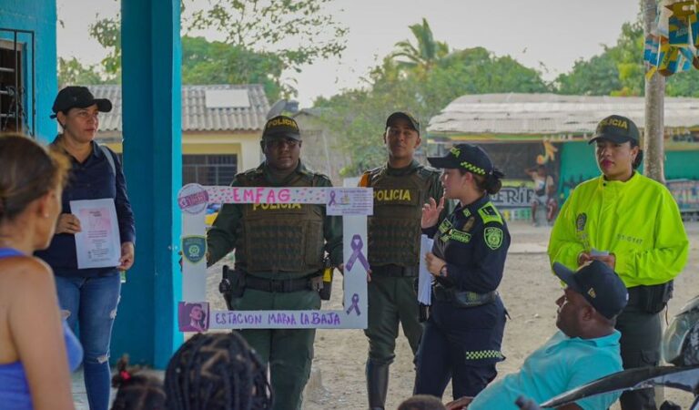 Policía Nacional de Bolívar Refuerza Campaña contra Violencia de Género