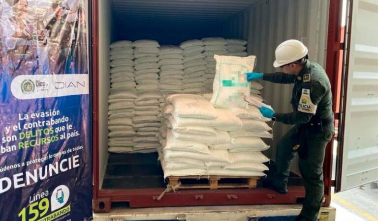 Incautan en Cartagena más de 27 toneladas de bicarbonato de sodio.