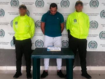 La investigacion del asesinato de un policia se centra en