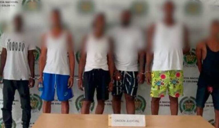 Seis miembros de ‘Los Espartanos’ arrestados por obligar a familias a desplazarse forciblemente