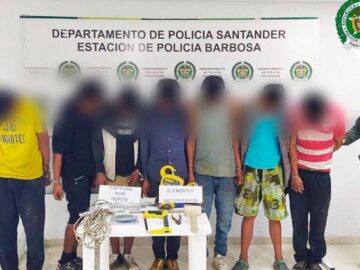 Son capturados en flagrancia tras robar material de una iglesia