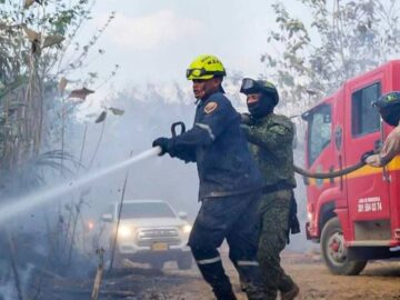 Un incendio en un aserradero causo alarma en Zambrano pero