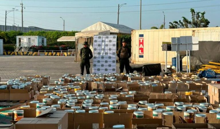 Descubiertas más de 2 toneladas de cocaína en una embarcación que se dirigía de Cartagena a Europa.