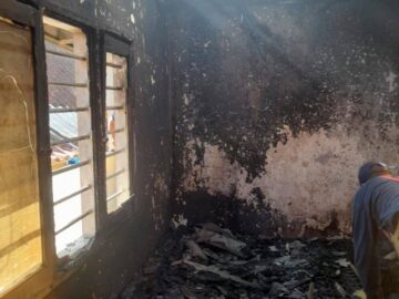 Incendio arrasa con vivienda en el barrio Armenia y es