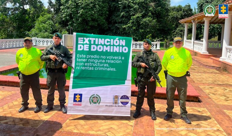 La Fiscalía afectó los bienes del hermano de Pablo Escobar, conocido como “Osito”, con el fin de proceder a la extinción de dominio.