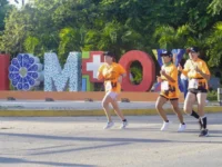 Lanzamiento oficial de la carrera 15K por parte del Gobernador.webp