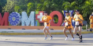 Lanzamiento oficial de la carrera 15K por parte del Gobernador.webp