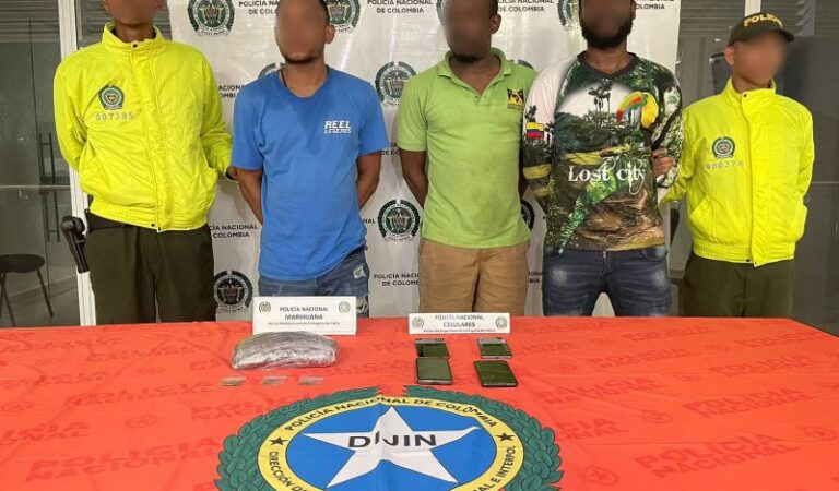 Capturan a 3 jamaiquinos con 1.500 dosis de marihuana en El Bosque