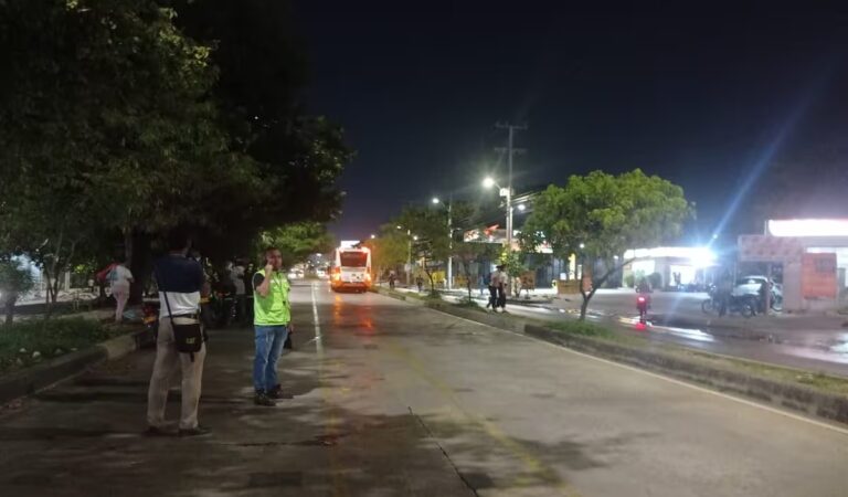 Transcaribe lamenta la muerte de un peatón en el carril solobús y llama a la prudencia vial