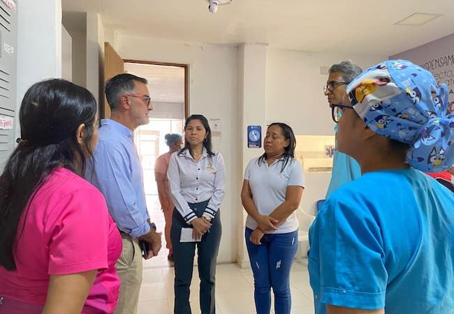 Dadis realiza inspección a tanques de abastecimiento en clínicas y hospitales de Cartagena.