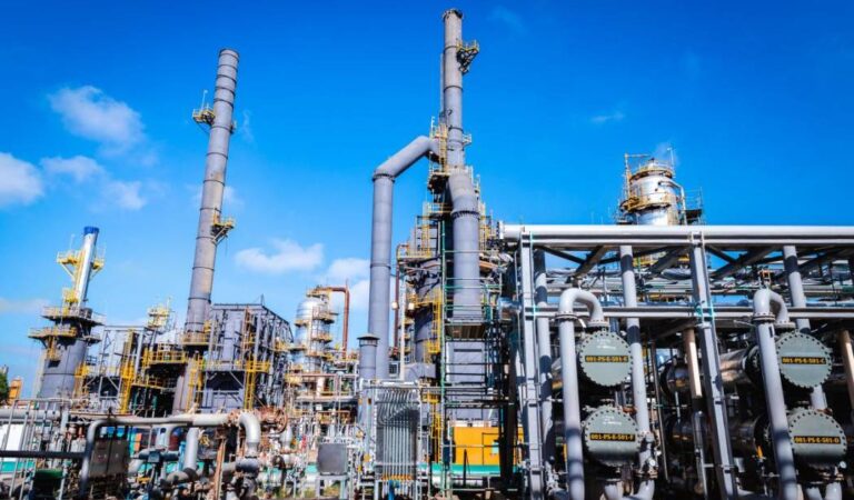 Refinería de Cartagena progresa en la puesta en marcha gradual de sus unidades de proceso.