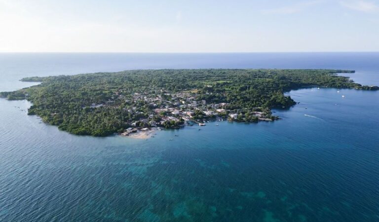 Refuerzan seguridad en Isla Fuerte con Policía e Infantería.