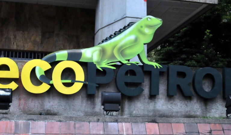 Ecopetrol confirma compra de bonos redimibles en 2026 y pago anticipado de crédito vencido en 2030.