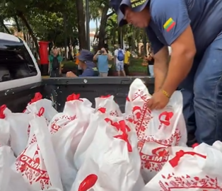 El Gobernador de Bolivar contribuyo con asistencia humanitaria para ayudar