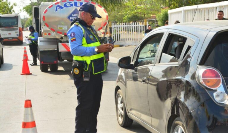 A partir del 07 de enero, se implementa una nueva rotación de pico y placa para taxis, particulares y motocicletas en Cartagena.