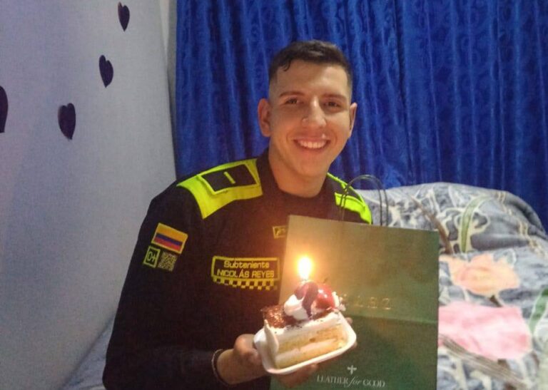 El feretro del comandante de la Policia de Zambrano fue