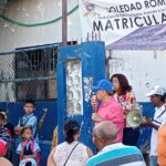 Padres de familias de la IE Soledad Roman de Nunez