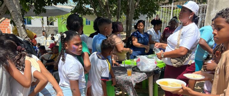 300 personas disfrutaron de la Fiesta del Sancocho en Pasacaballos