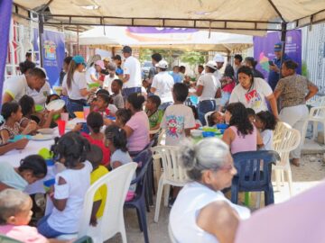 Asistencia masiva en ollas comunitarias organizadas por la Gobernacion de