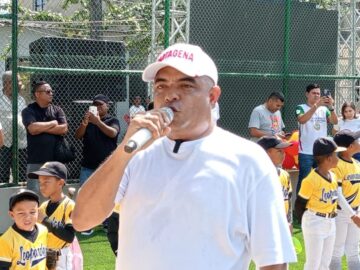 El balon volvio a rodar en el estadio de Chapacua