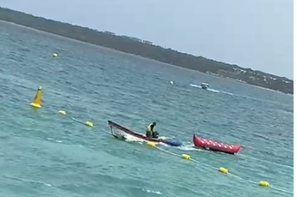 Las boyas de Playa Blanca no protegen a los banistas