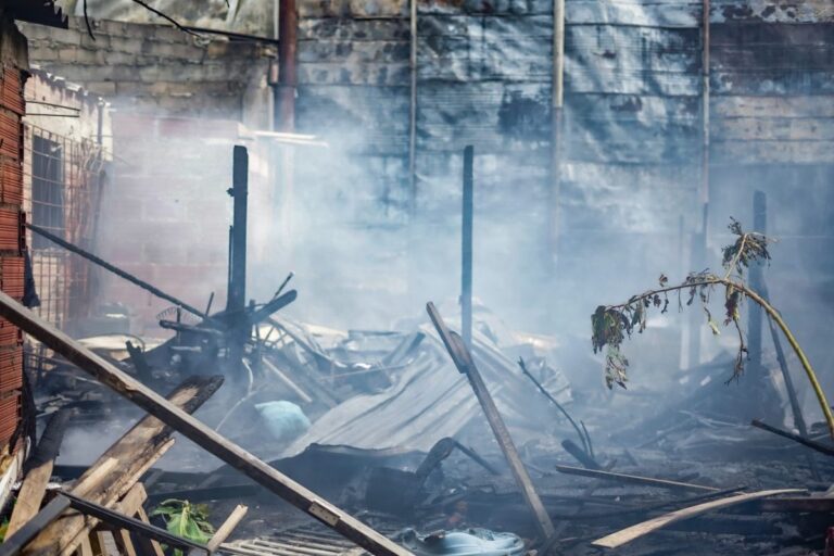 Cuatro viviendas en barrio Henequen resultan afectadas por incendio