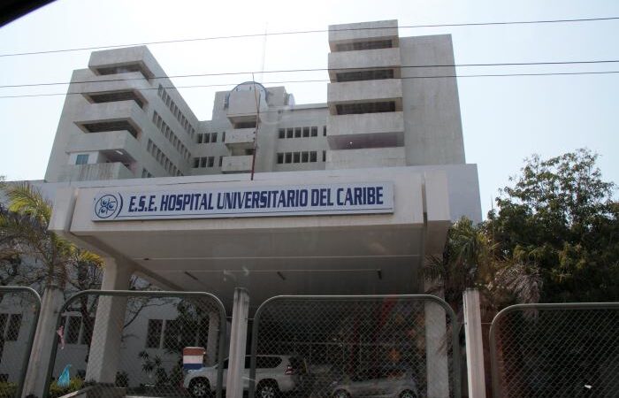 El agresor golpeó al médico del Hospital Universitario del Caribe y también hirió a su esposa con un arma blanca.