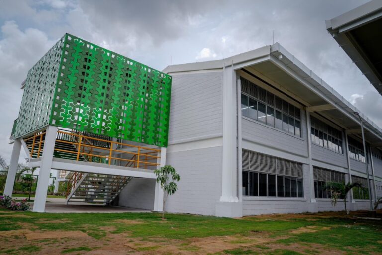 Inicia actividades el Instituto Universitario por la Paz en Simiti