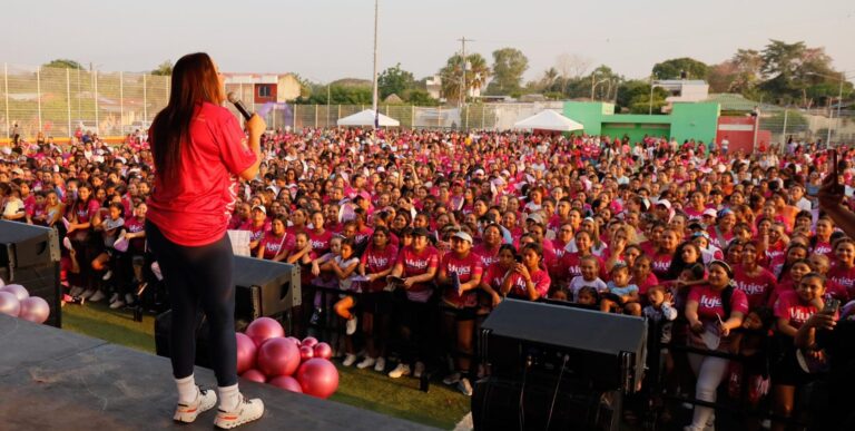 La gobernacion conmemora el Dia de la Mujer en San