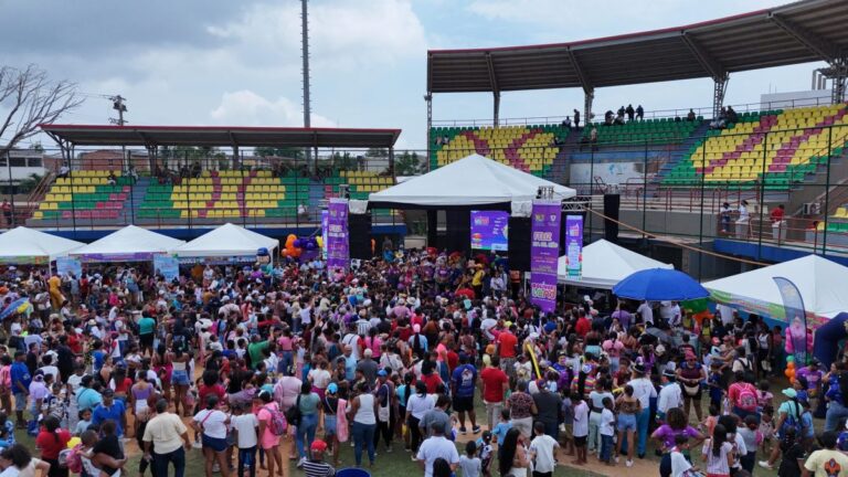 Cierre de actividades del mes del nino con BolivarLand organizado