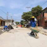 Gobernacion ejecuta obras de mejoramiento vial en distintas zonas de