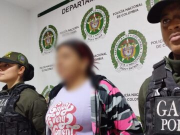 Mujer capturada en Magangue por extorsionar con montajes de fotografias