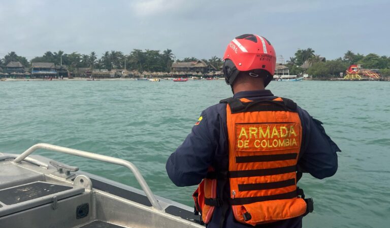 Armada de Colombia detiene la búsqueda marítima de Tatiana Hernández y refuerza operaciones terrestres.