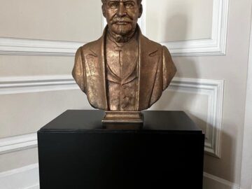 Busto de Juan Jose Nieto el primer presidente afrodescendiente de