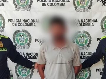 Capturado tras ser sorprendido desnudo agrediendo sexualmente a su hijastra