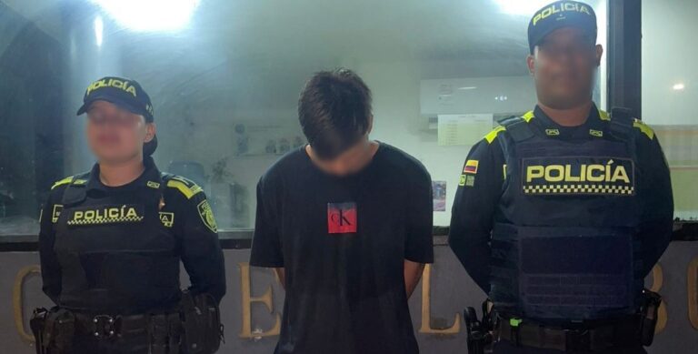 Detienen a quilla cadena de turistas en el Centro Historico