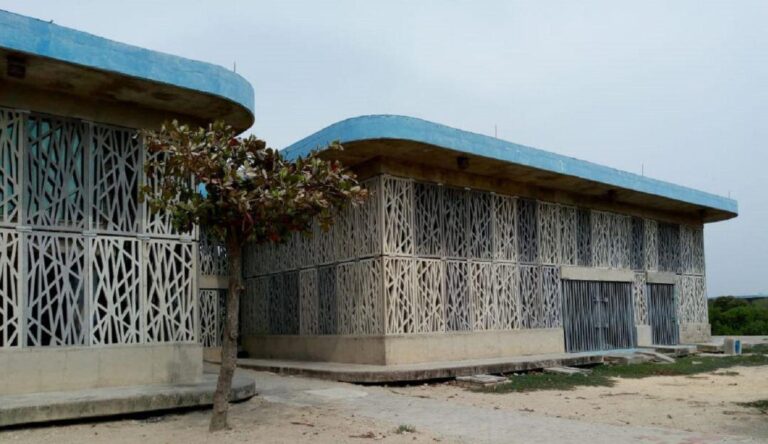 Mas de 20 empresas compiten en la licitacion para la