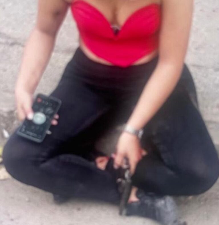 Patrullera de la Policia herida en Cartagena durante un intento